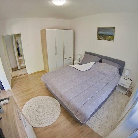 Apartmani Ambasador Trebinje Buitenkant foto